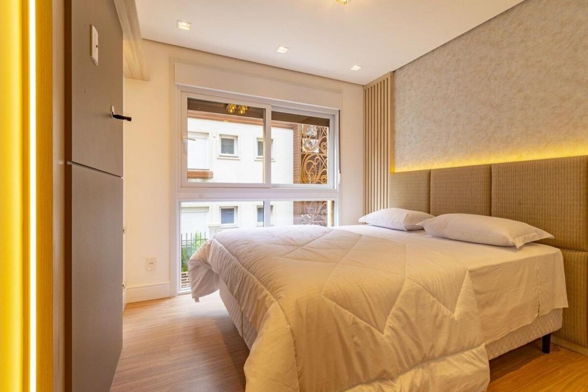 Rosa Edificio Bellagio Canela Com Infraestrutura Completa Apartment Exterior photo